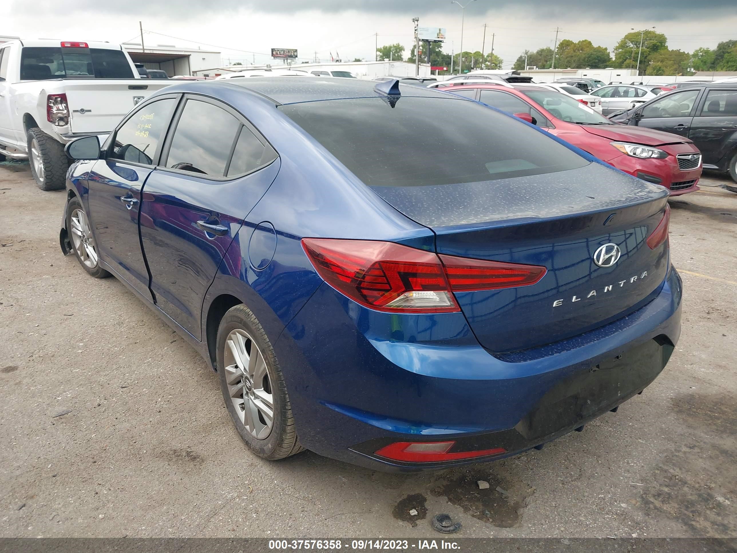 Photo 2 VIN: 5NPD84LF6LH539411 - HYUNDAI ELANTRA 