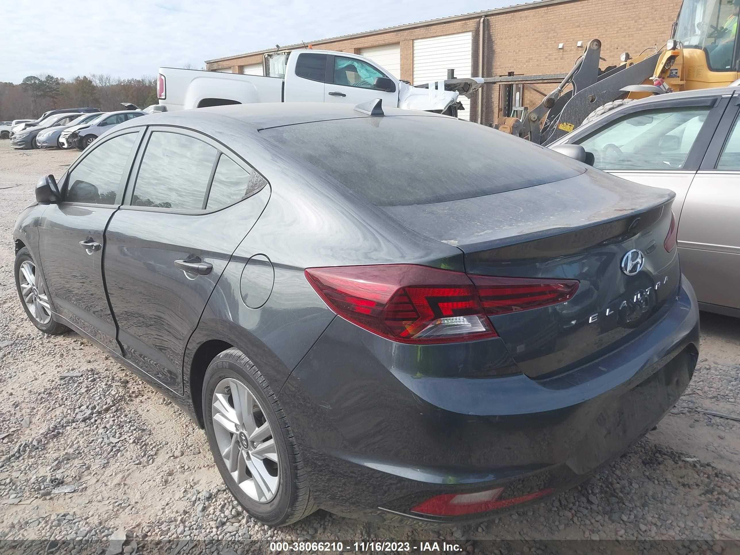 Photo 2 VIN: 5NPD84LF6LH570559 - HYUNDAI ELANTRA 