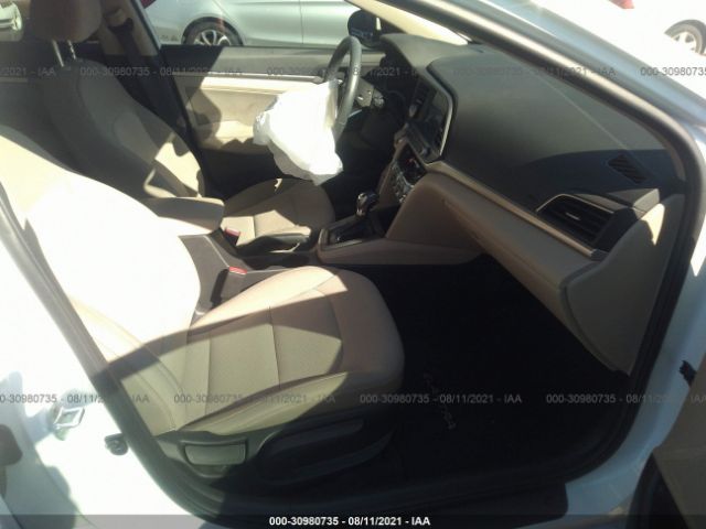 Photo 4 VIN: 5NPD84LF6LH602832 - HYUNDAI ELANTRA 