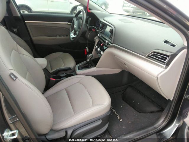 Photo 4 VIN: 5NPD84LF6LH608114 - HYUNDAI ELANTRA 