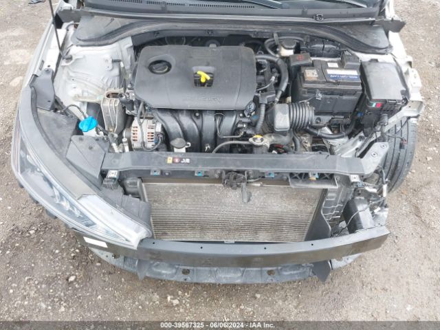 Photo 9 VIN: 5NPD84LF6LH627116 - HYUNDAI ELANTRA 