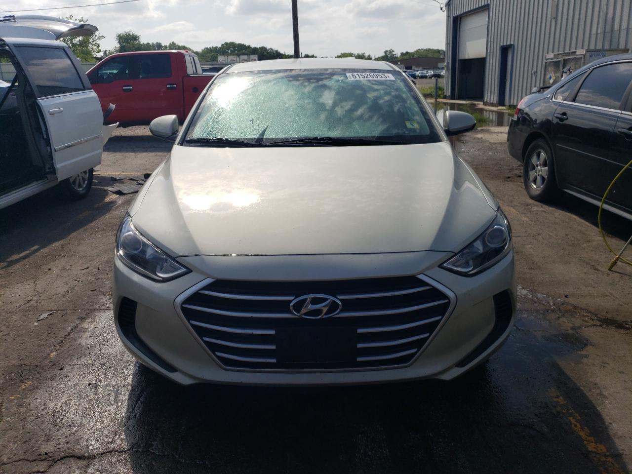 Photo 4 VIN: 5NPD84LF7HH002912 - HYUNDAI ELANTRA 