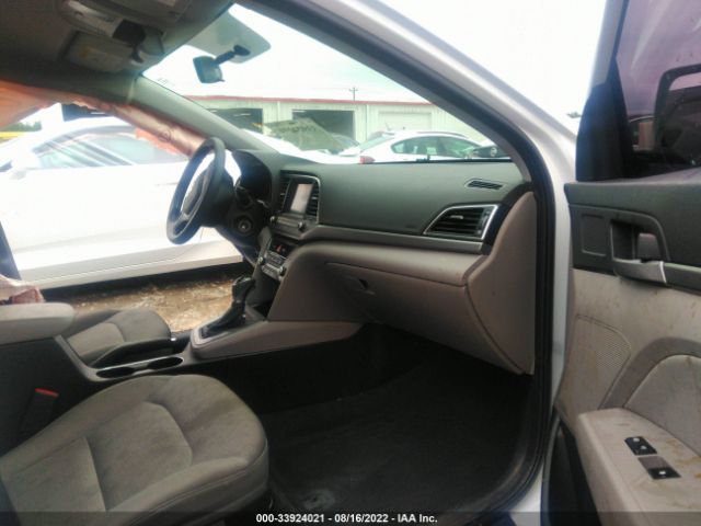 Photo 4 VIN: 5NPD84LF7HH003106 - HYUNDAI ELANTRA 