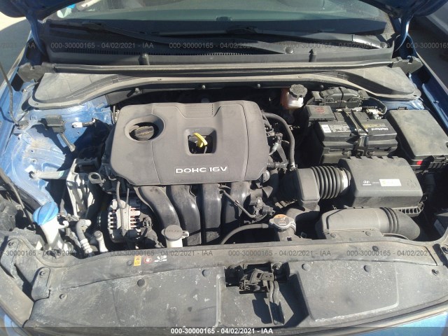 Photo 9 VIN: 5NPD84LF7HH004806 - HYUNDAI ELANTRA 