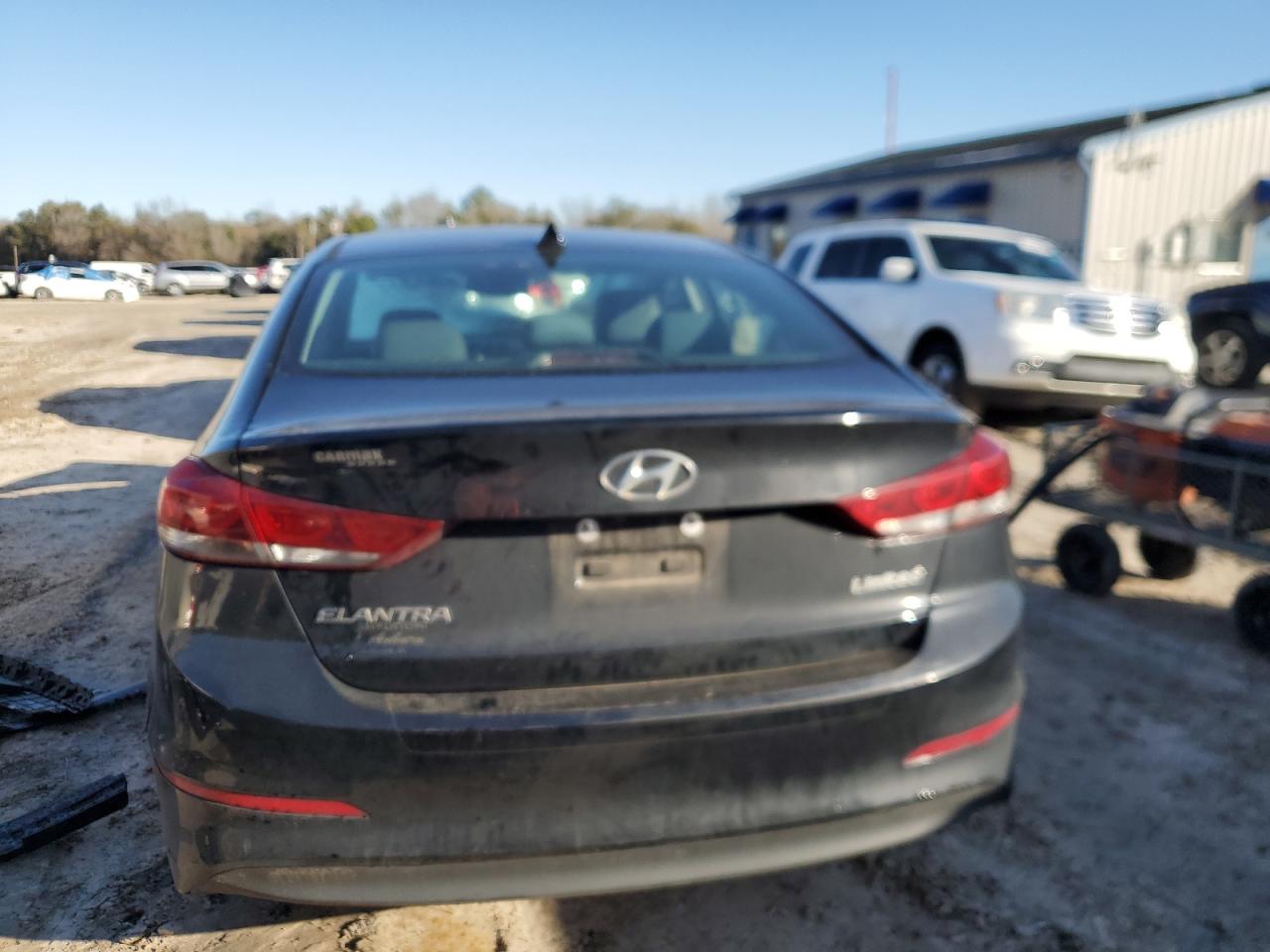 Photo 5 VIN: 5NPD84LF7HH010234 - HYUNDAI ELANTRA 