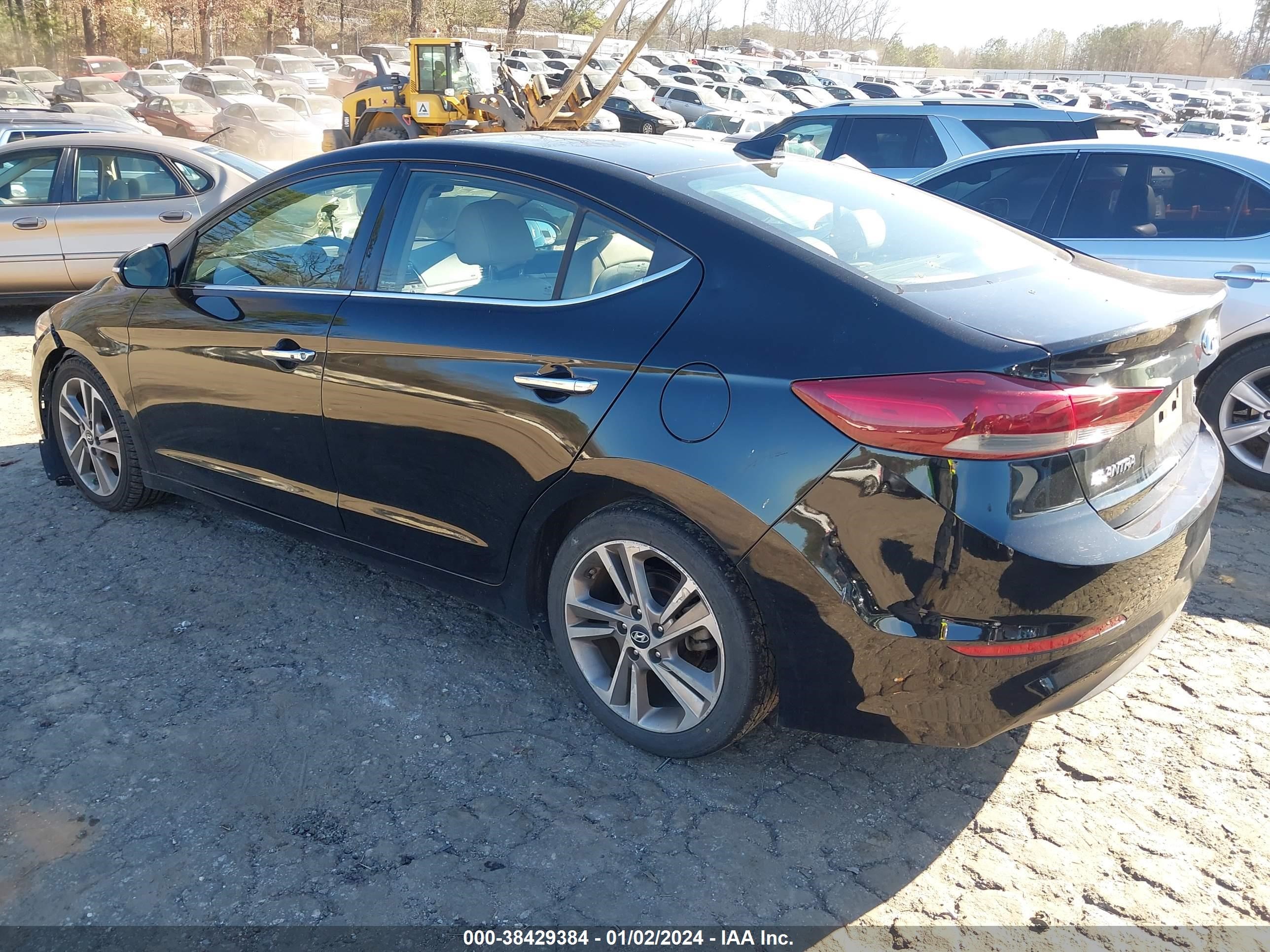 Photo 2 VIN: 5NPD84LF7HH012016 - HYUNDAI ELANTRA 