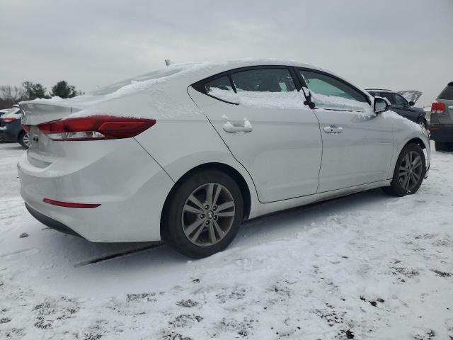 Photo 2 VIN: 5NPD84LF7HH013988 - HYUNDAI ELANTRA SE 