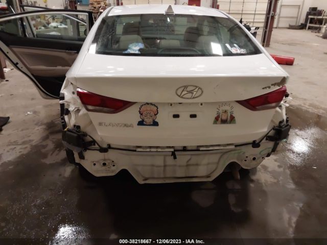 Photo 5 VIN: 5NPD84LF7HH016504 - HYUNDAI ELANTRA 