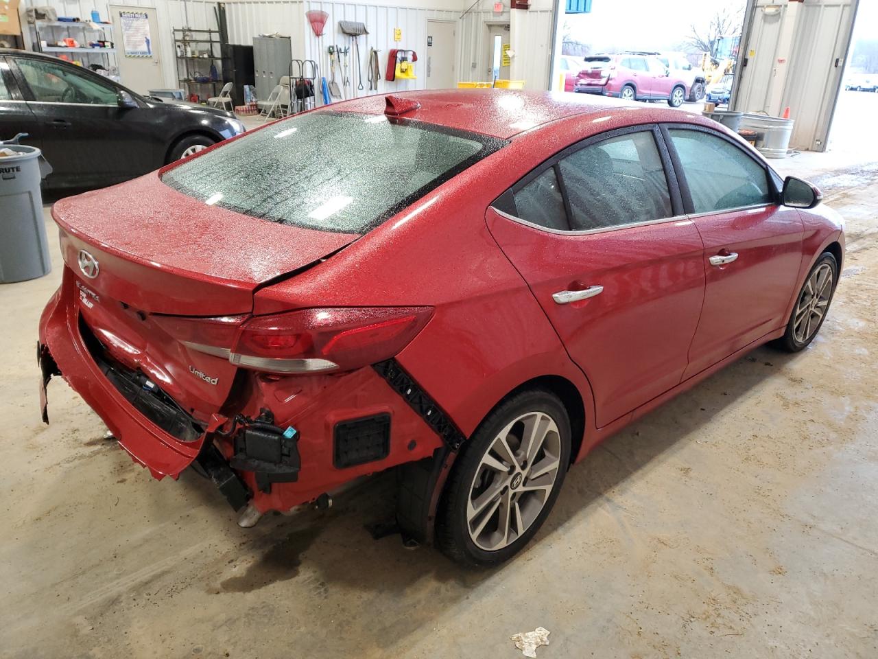 Photo 2 VIN: 5NPD84LF7HH016891 - HYUNDAI ELANTRA 