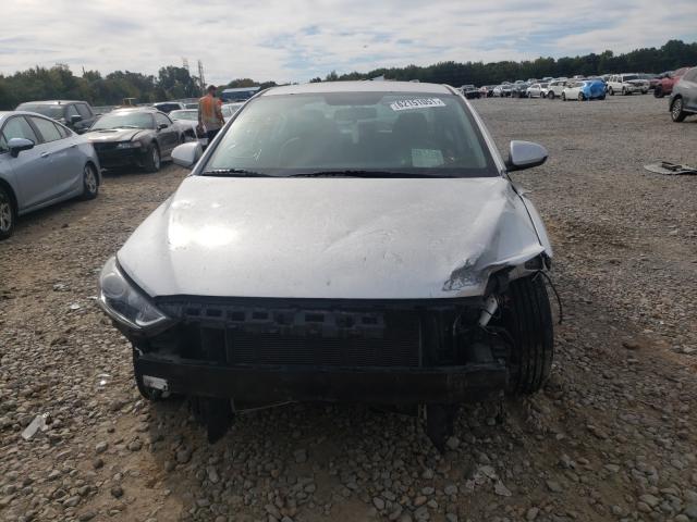 Photo 8 VIN: 5NPD84LF7HH021718 - HYUNDAI ELANTRA SE 