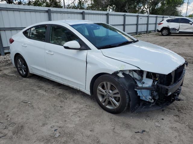 Photo 3 VIN: 5NPD84LF7HH024943 - HYUNDAI ELANTRA 