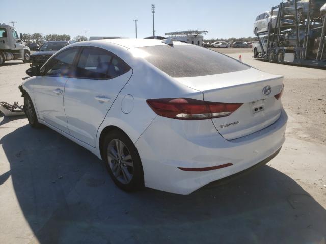 Photo 2 VIN: 5NPD84LF7HH028104 - HYUNDAI ELANTRA SE 