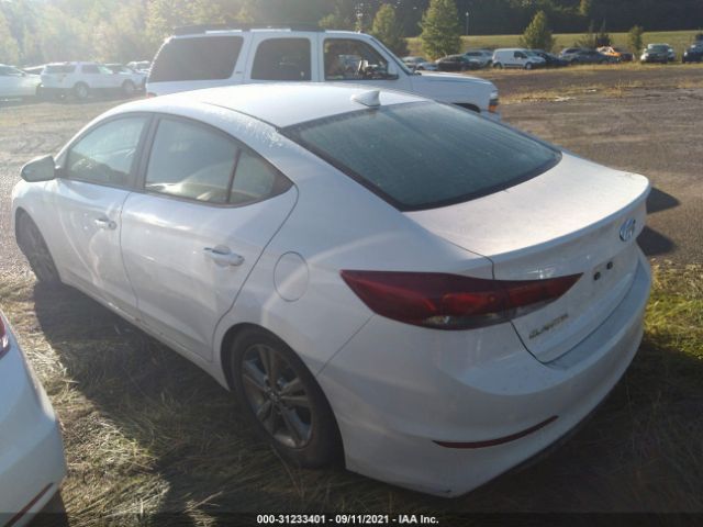 Photo 2 VIN: 5NPD84LF7HH031679 - HYUNDAI ELANTRA 