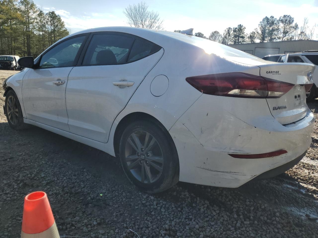 Photo 1 VIN: 5NPD84LF7HH035571 - HYUNDAI ELANTRA 