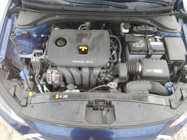 Photo 6 VIN: 5NPD84LF7HH046912 - HYUNDAI ELANTRA SE 