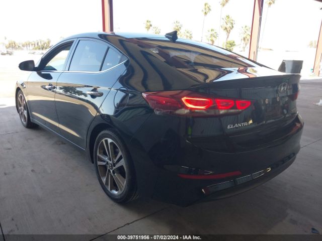 Photo 2 VIN: 5NPD84LF7HH047171 - HYUNDAI ELANTRA 