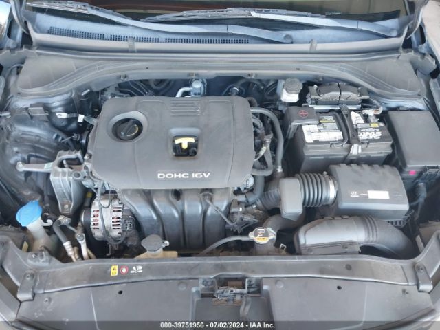 Photo 9 VIN: 5NPD84LF7HH047171 - HYUNDAI ELANTRA 