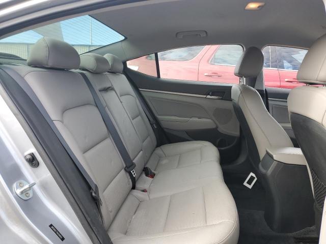 Photo 9 VIN: 5NPD84LF7HH048918 - HYUNDAI ELANTRA 