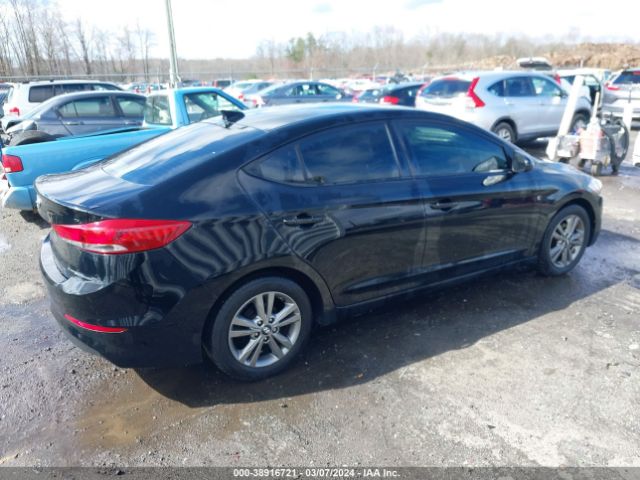 Photo 3 VIN: 5NPD84LF7HH053195 - HYUNDAI ELANTRA 