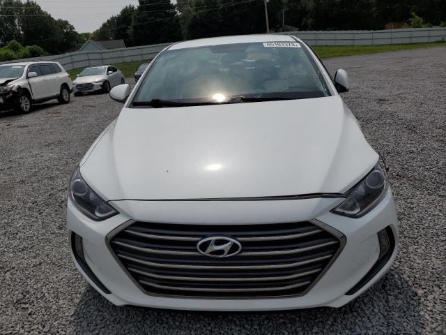 Photo 4 VIN: 5NPD84LF7HH058090 - HYUNDAI ELANTRA SE 