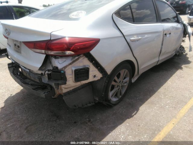 Photo 3 VIN: 5NPD84LF7HH060132 - HYUNDAI ELANTRA 