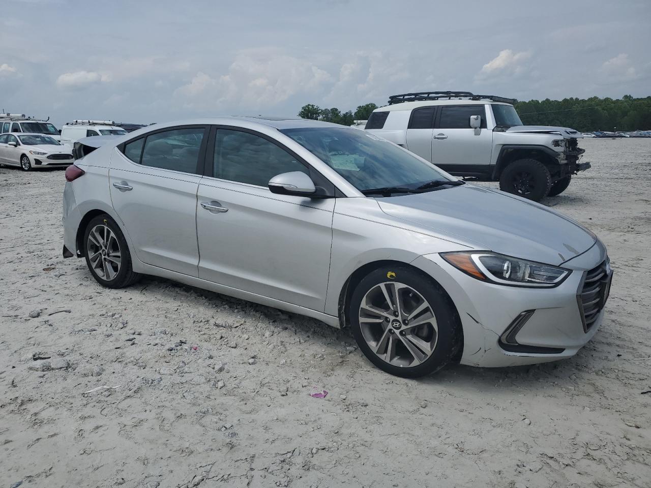 Photo 3 VIN: 5NPD84LF7HH075603 - HYUNDAI ELANTRA 