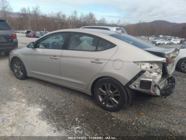 Photo 2 VIN: 5NPD84LF7HH077237 - HYUNDAI ELANTRA 