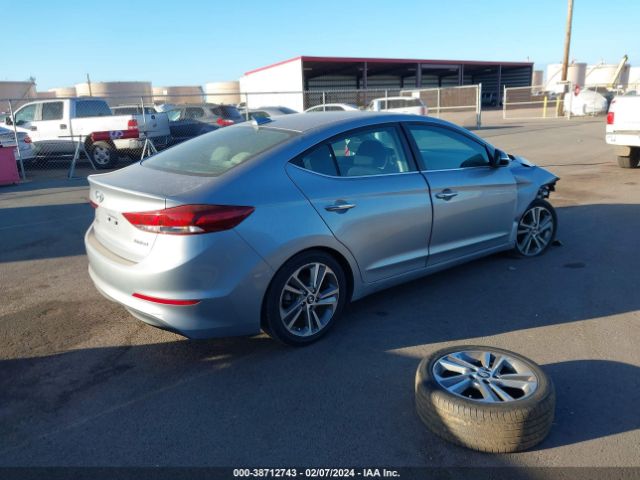 Photo 3 VIN: 5NPD84LF7HH083880 - HYUNDAI ELANTRA 