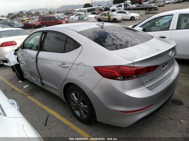 Photo 2 VIN: 5NPD84LF7HH090991 - HYUNDAI ELANTRA 