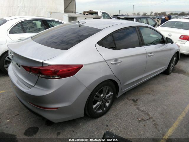 Photo 3 VIN: 5NPD84LF7HH090991 - HYUNDAI ELANTRA 