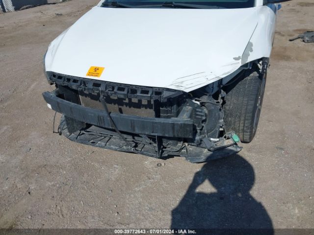 Photo 5 VIN: 5NPD84LF7HH107868 - HYUNDAI ELANTRA 