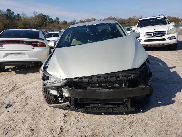 Photo 4 VIN: 5NPD84LF7HH108289 - HYUNDAI ELANTRA SE 