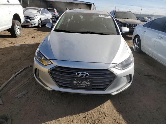 Photo 4 VIN: 5NPD84LF7HH114447 - HYUNDAI ELANTRA 