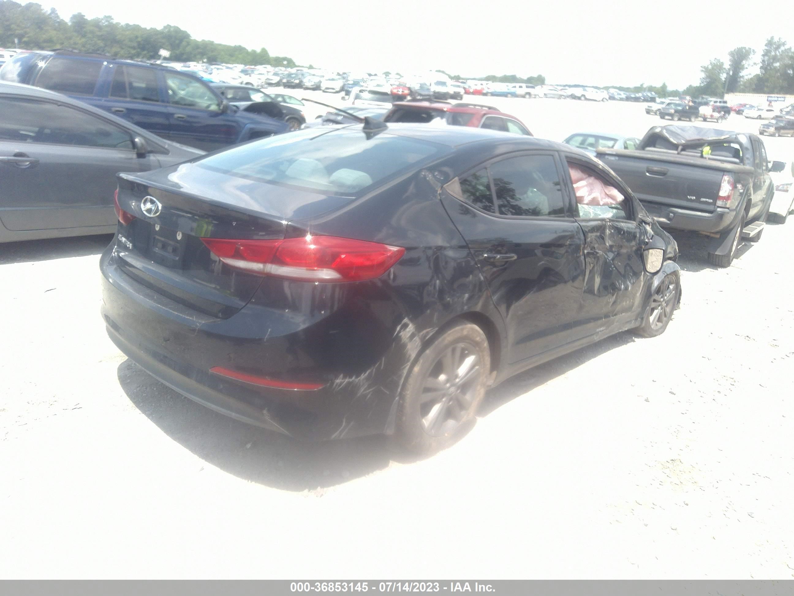 Photo 3 VIN: 5NPD84LF7HH115579 - HYUNDAI ELANTRA 