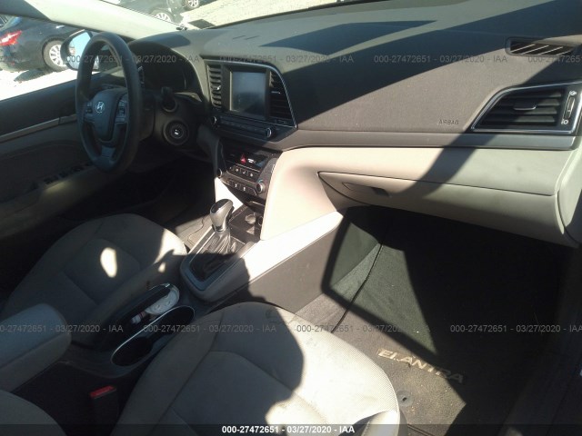 Photo 4 VIN: 5NPD84LF7HH115694 - HYUNDAI ELANTRA 