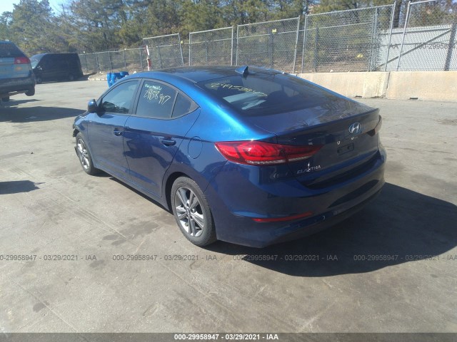 Photo 2 VIN: 5NPD84LF7HH120670 - HYUNDAI ELANTRA 