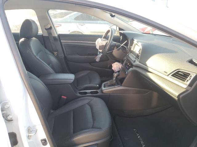 Photo 4 VIN: 5NPD84LF7HH129160 - HYUNDAI ELANTRA 