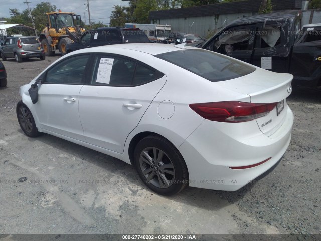 Photo 2 VIN: 5NPD84LF7HH129661 - HYUNDAI ELANTRA 