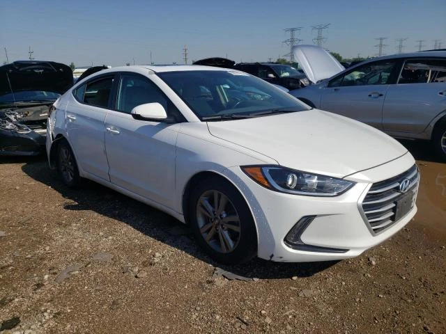 Photo 3 VIN: 5NPD84LF7HH136089 - HYUNDAI ELANTRA SE 