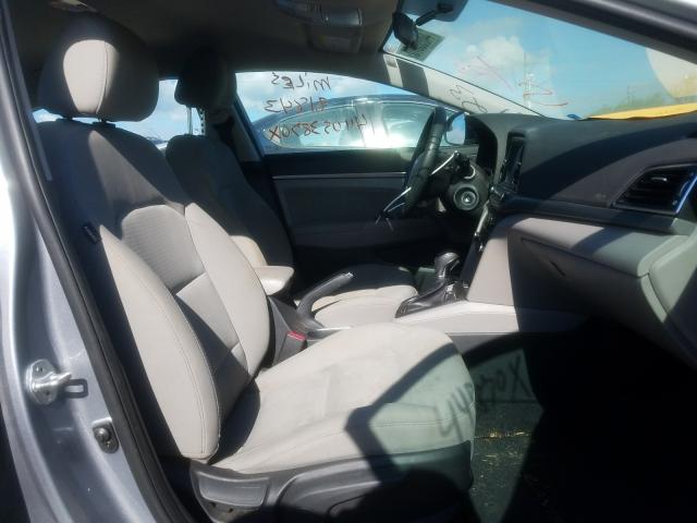 Photo 4 VIN: 5NPD84LF7HH153975 - HYUNDAI ELANTRA SE 