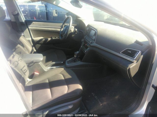 Photo 4 VIN: 5NPD84LF7HH171618 - HYUNDAI ELANTRA 