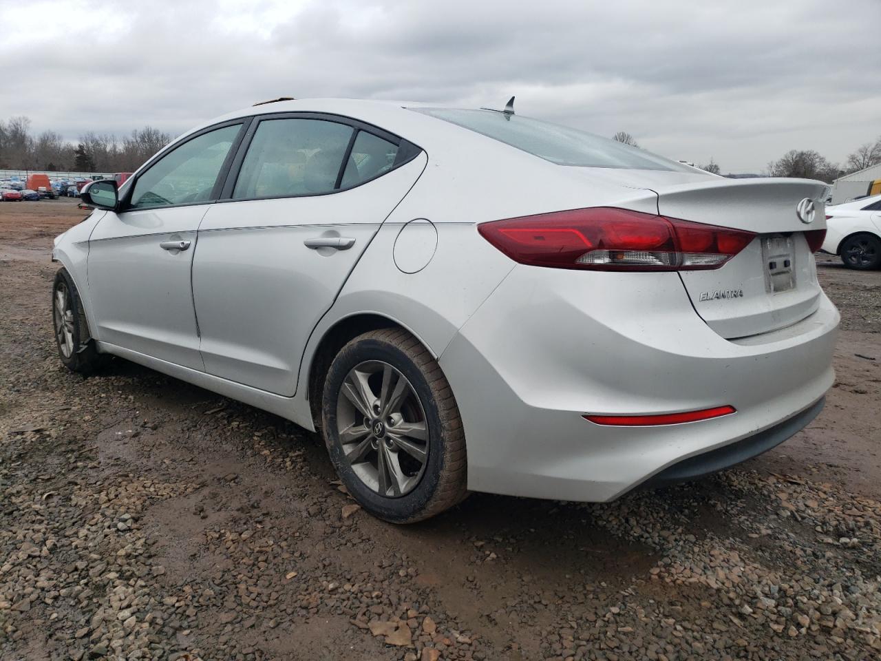 Photo 1 VIN: 5NPD84LF7HH179590 - HYUNDAI ELANTRA 