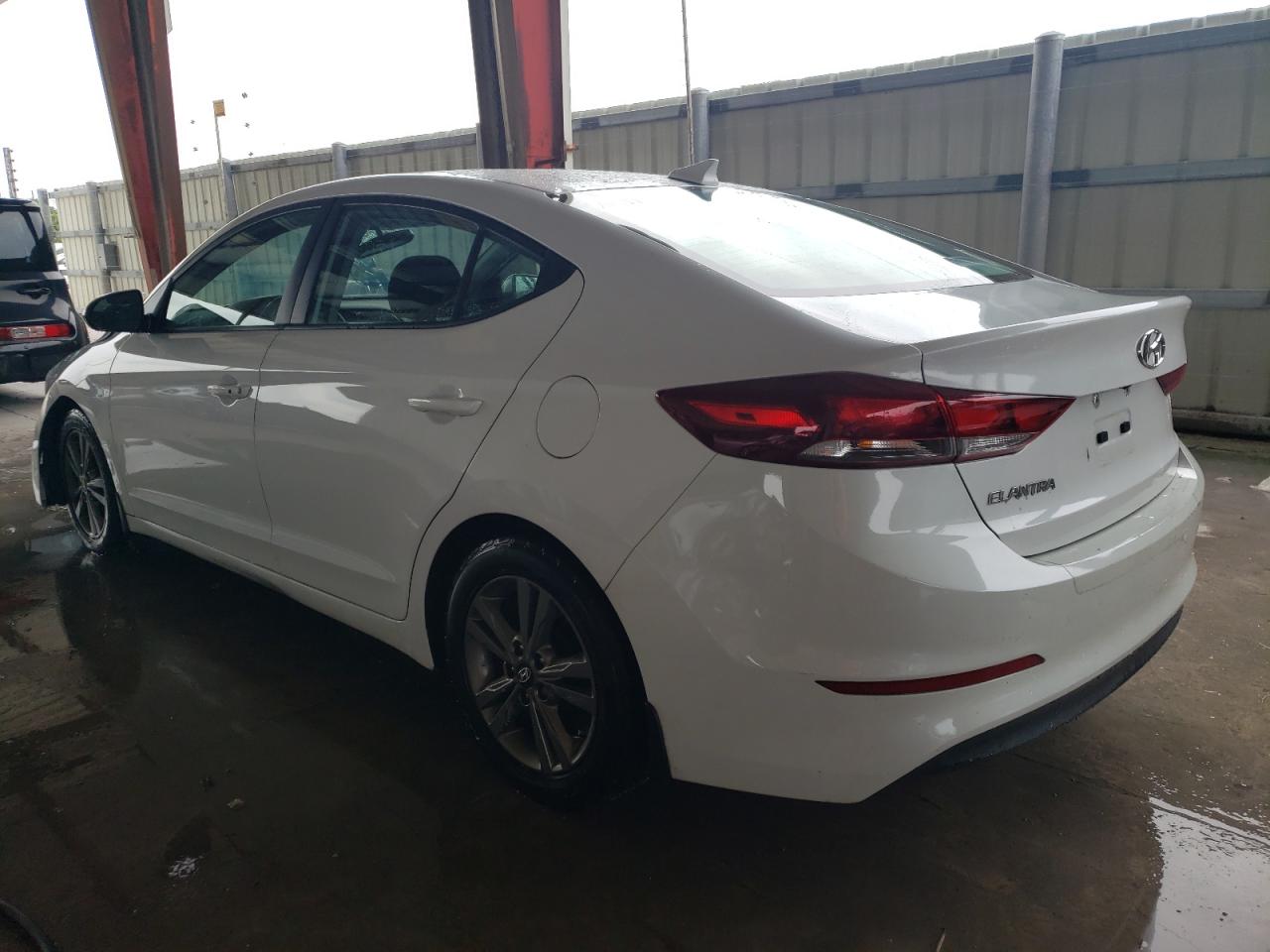 Photo 1 VIN: 5NPD84LF7HH182599 - HYUNDAI ELANTRA 