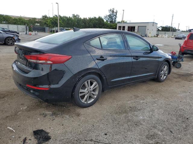 Photo 2 VIN: 5NPD84LF7HH189441 - HYUNDAI ELANTRA SE 