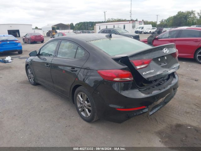 Photo 2 VIN: 5NPD84LF7HH206724 - HYUNDAI ELANTRA 