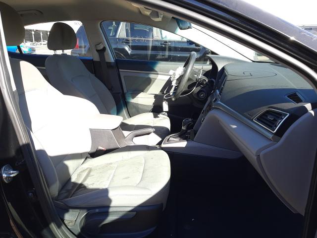 Photo 4 VIN: 5NPD84LF7JH214232 - HYUNDAI ELANTRA SE 