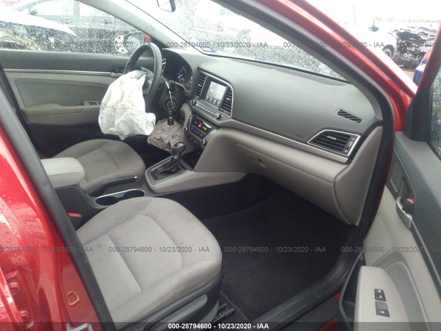 Photo 4 VIN: 5NPD84LF7JH214733 - HYUNDAI ELANTRA 