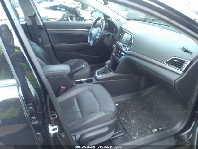 Photo 4 VIN: 5NPD84LF7JH216515 - HYUNDAI ELANTRA 