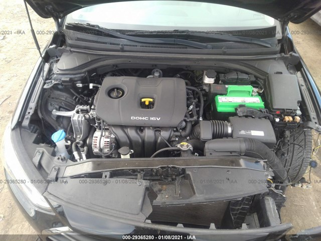 Photo 9 VIN: 5NPD84LF7JH216515 - HYUNDAI ELANTRA 