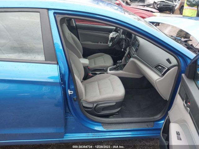 Photo 4 VIN: 5NPD84LF7JH218278 - HYUNDAI ELANTRA 